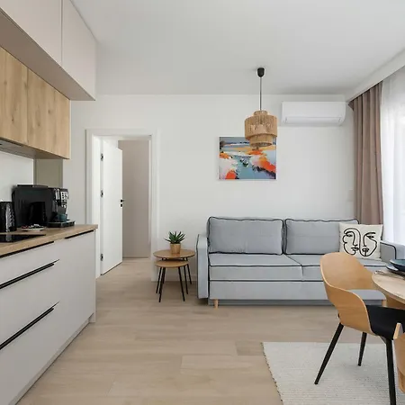 Jasny Milano 12 Z Balkonem I Parkingiem By Renters Appartement *